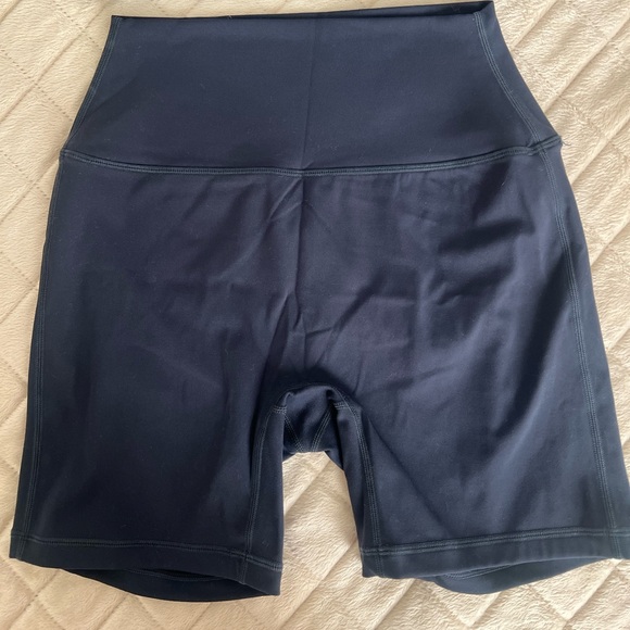 SET Active Deep Blue Sports Bra and Shorts - Picture 4 of 5